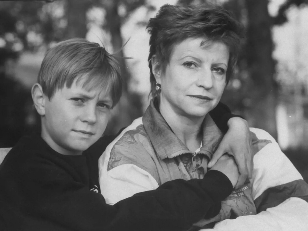 Ричард Борткевич в детстве с мамой.