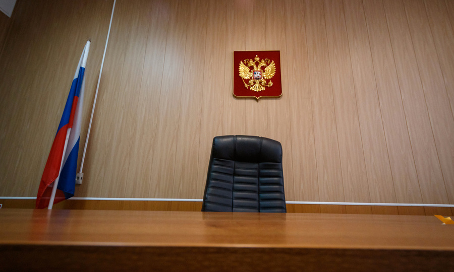 Селивановский суд отказался взыскивать с судебного пристава более 210 тысяч рублей