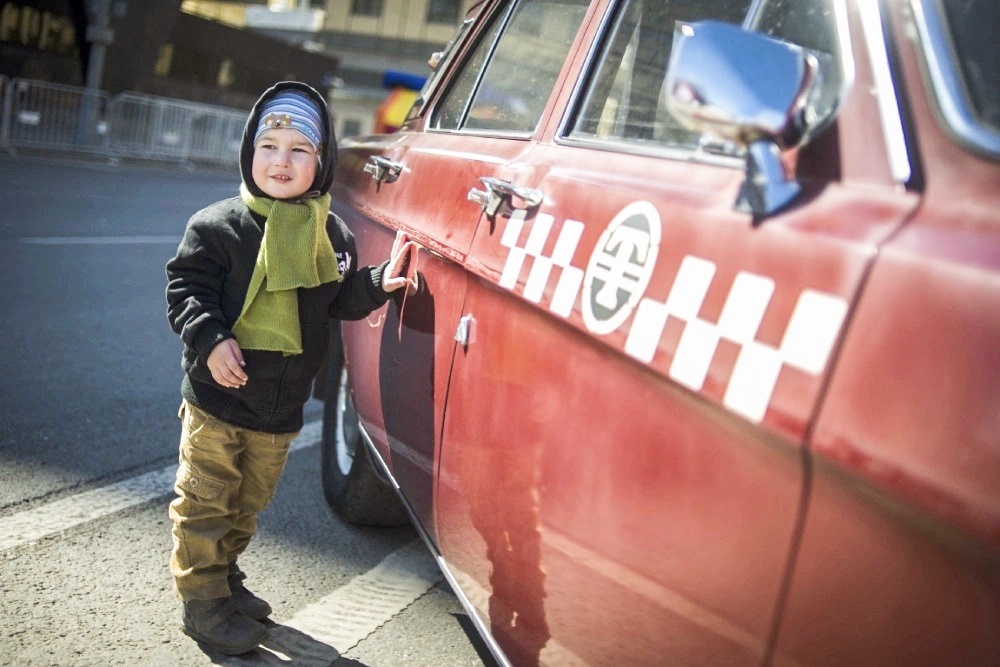    ГАЗ-24 - своего рода советский бизнес-класс. Требований к локализации этот автомобиль не боится. / Сергей Бобылев / ТАСС