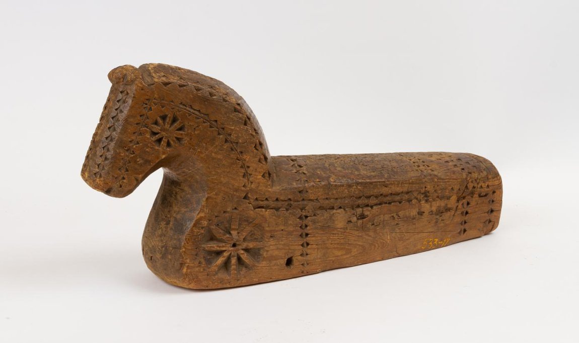 РЭМ 533-17. Игрушка «Лошадь». Русские