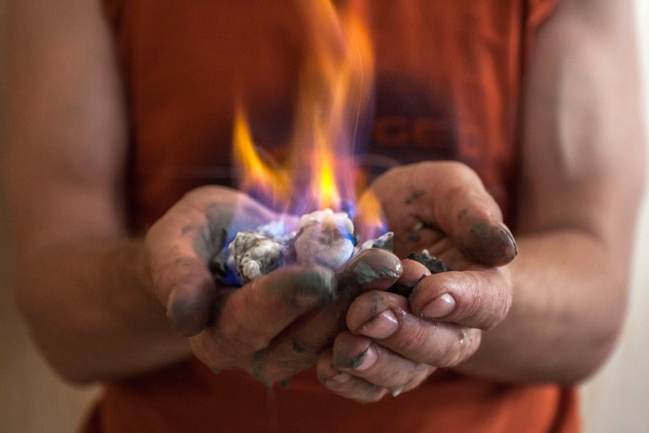 Горящий лед: Гидраты метана