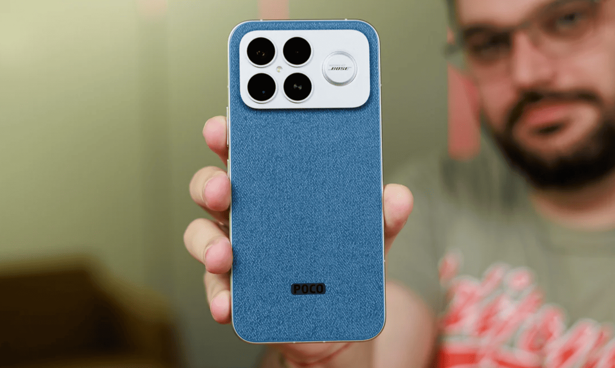    Обе модели новые, Galaxy S25 FE выпущен в 2025 году, F8 Ultra в 2026. Фото: phonearena.com