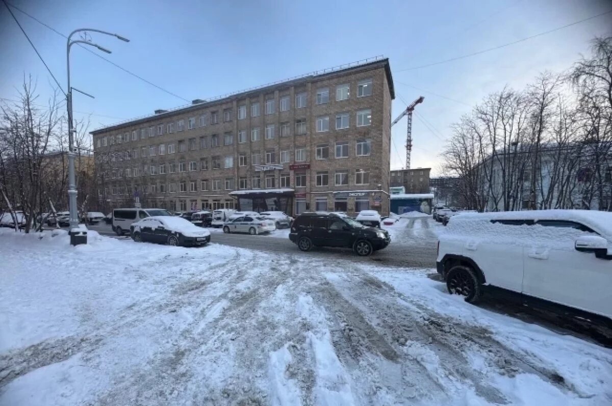    В Мурманске на улице Софьи Перовской водитель иномарки сбил пешехода