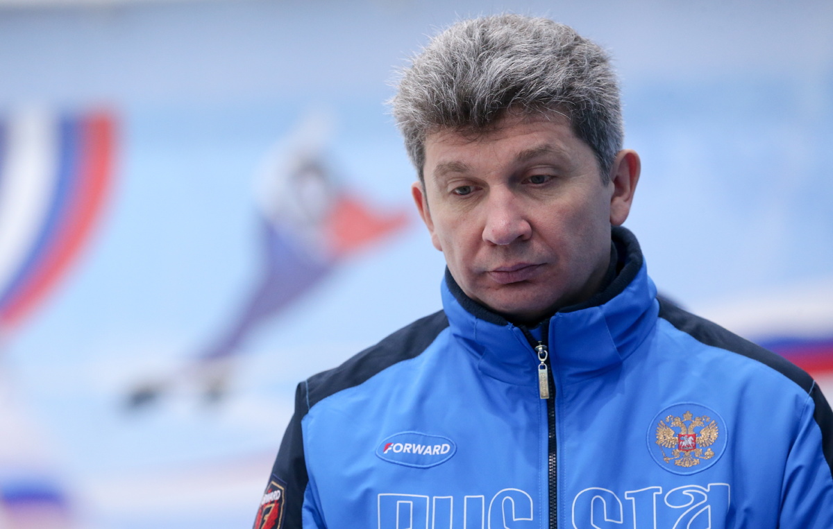    Главный тренер сборной России по шорт-треку Андрей Максимов  Владимир Гердо/ТАСС