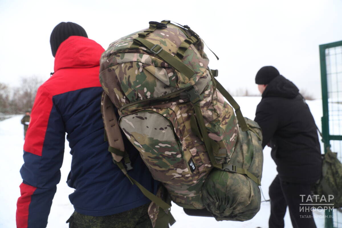 Бойцы разъехались в самые разные рода войск – от железнодорожных до Войск беспилотных системФото: © Михаил Захаров / «Татар-информ»