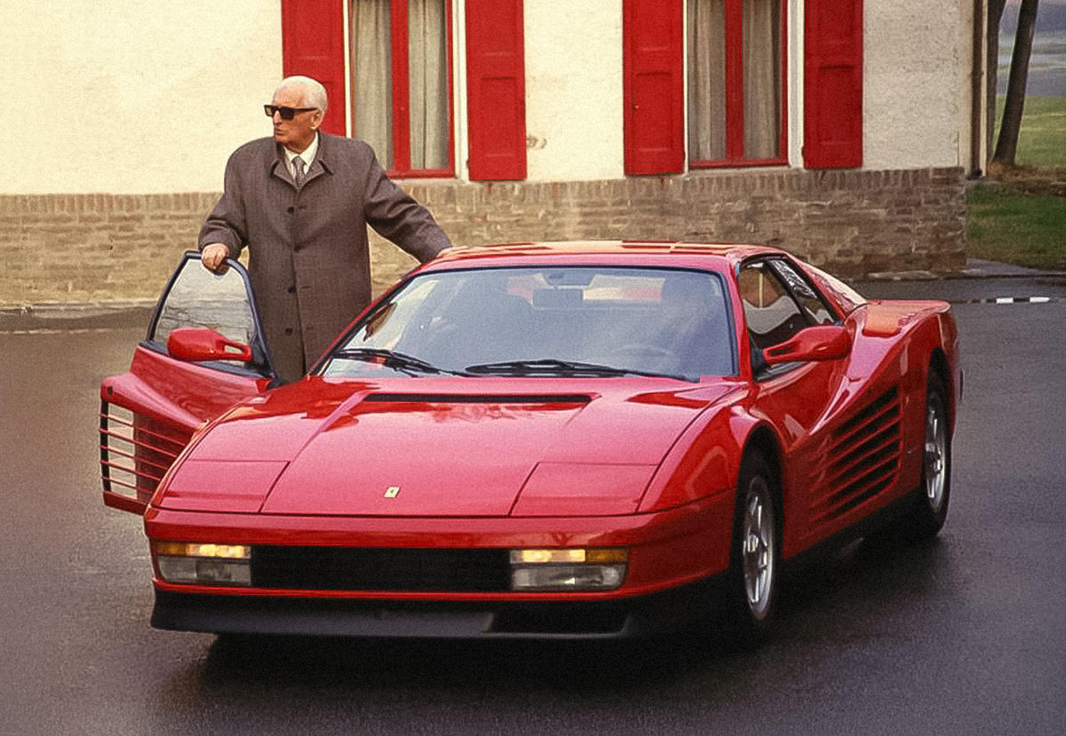 Лебединая песня Маэстро. Энцо Феррари и его последнее творение — F40. Автомобиль, созданный как памятник человеку и его философии: скорость, страсть, чистота инженерной мысли.