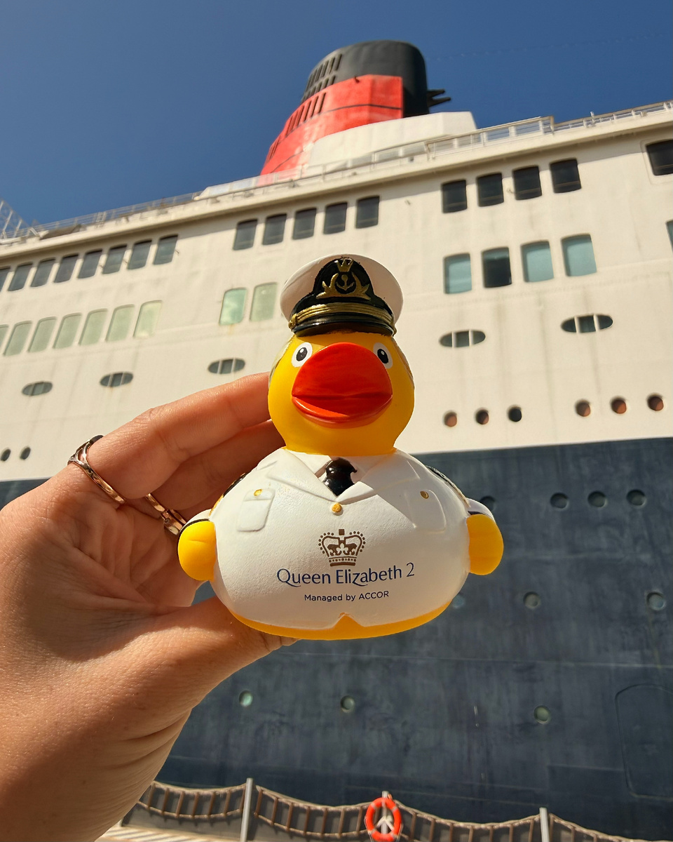 Отель-корабль Королевы Элизабет 2