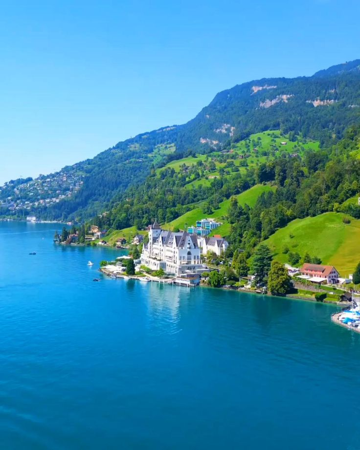 Фото с pinterest.com