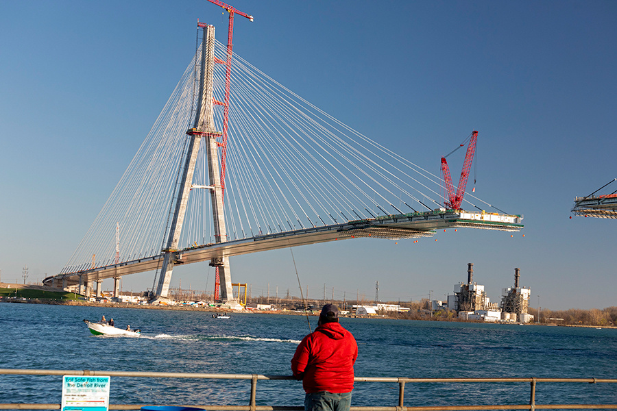 Jim West / ZUMA / ТАСС📷Мост в апреле 2024 года, Мичиган.