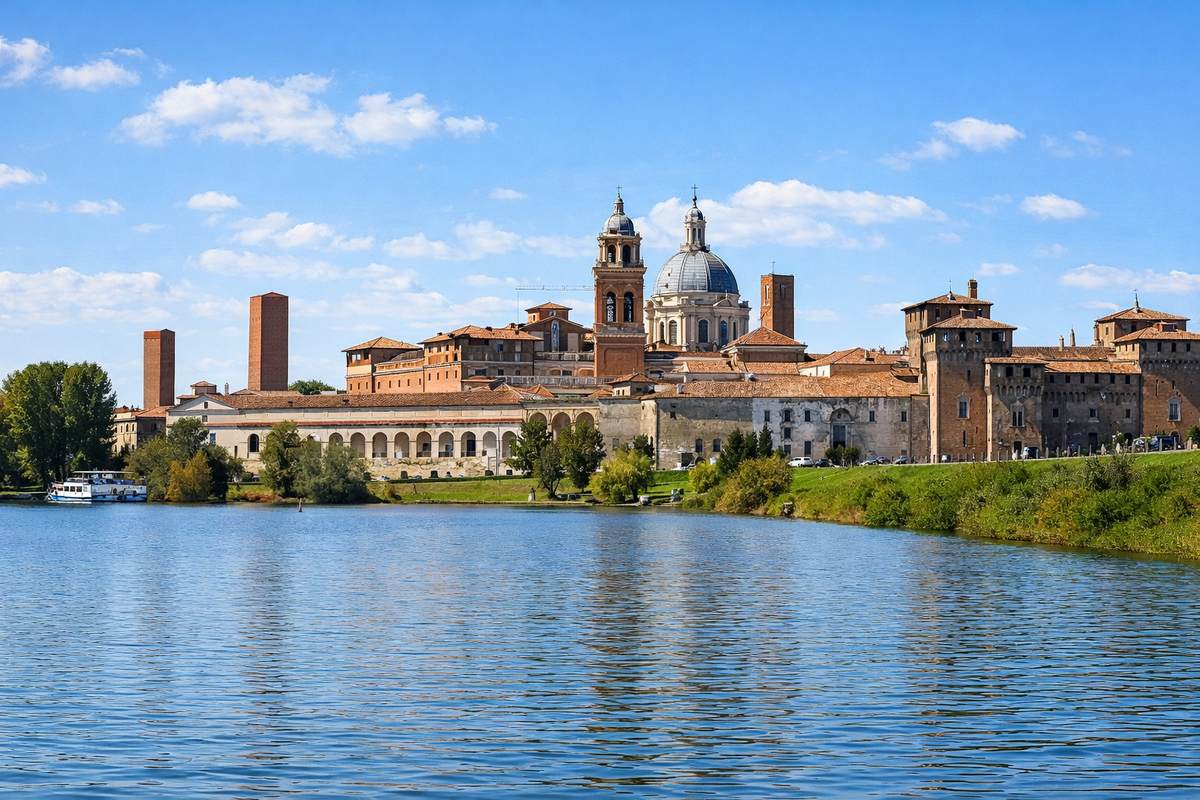 Вид на Мантую с моста Святого Георгия 