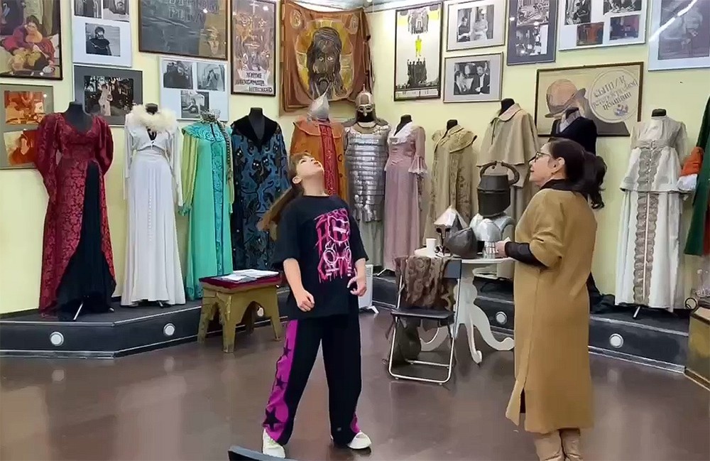     Стоп-кадр видео Свердловской киностудии