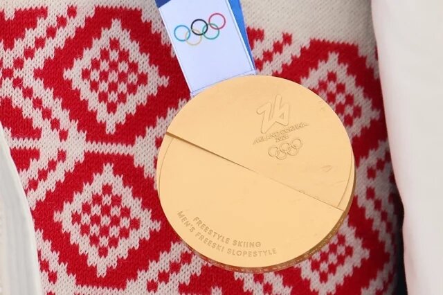    Что за скандал с медалями Олимпиады-2026 в Милане?