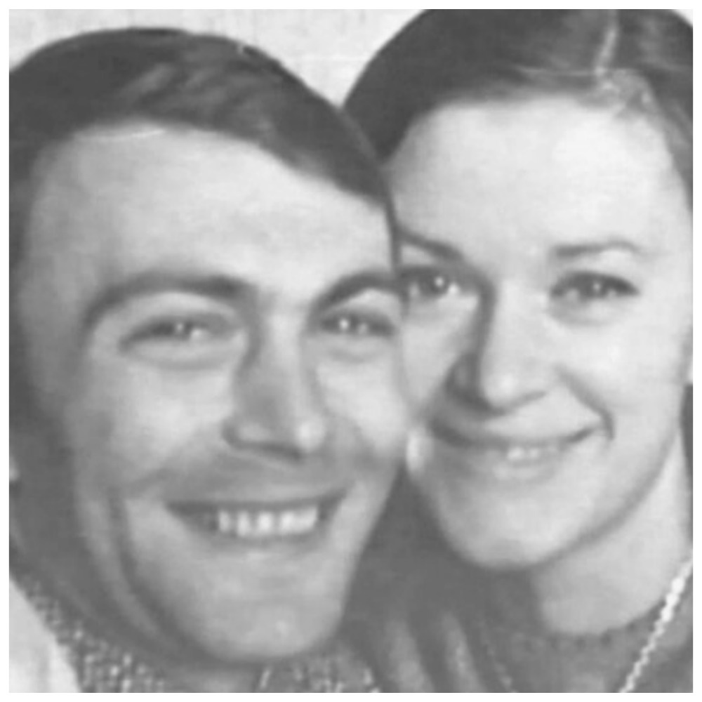 Счастливые молодые муж и жена - Талызина и Непомнящий