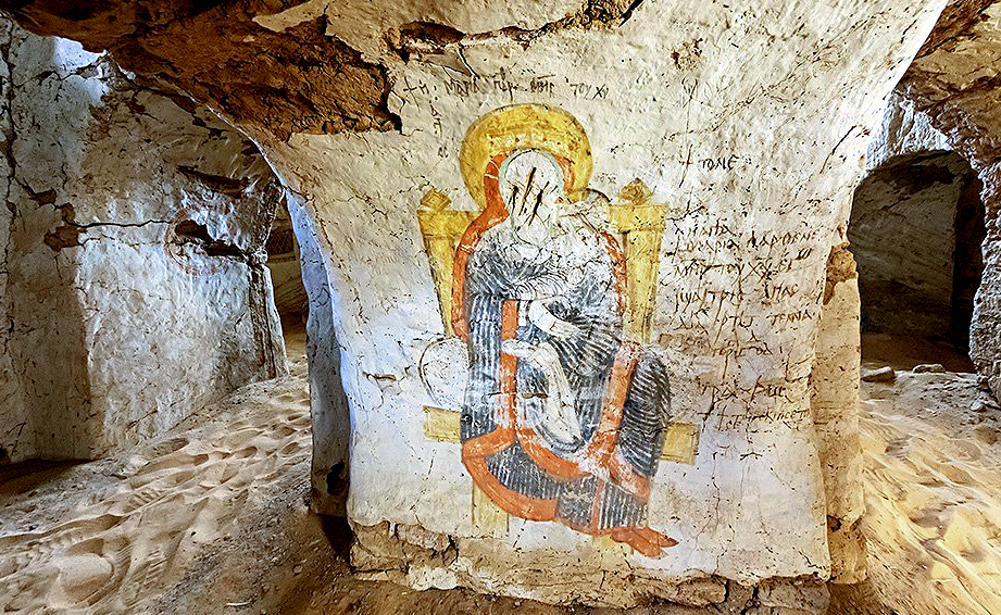 В 2023 г. в Старой Донголе обнаружили уникальный комплек, украшенный древними росписями христиан. Снимок: www.theartnewspaper.ru