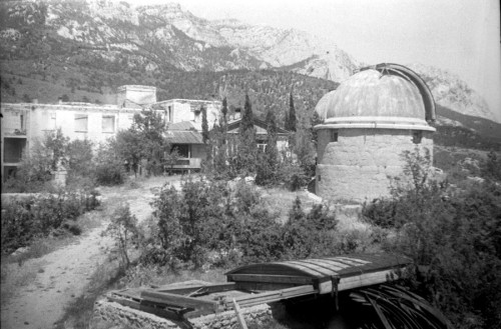 Симеизская обсерватория, взорванная немцами. 1944. Автор - Репников Н. victory.rusarchives.ru