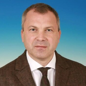 Депутат Евгений ПоповИсточник:duma.gov.ru
