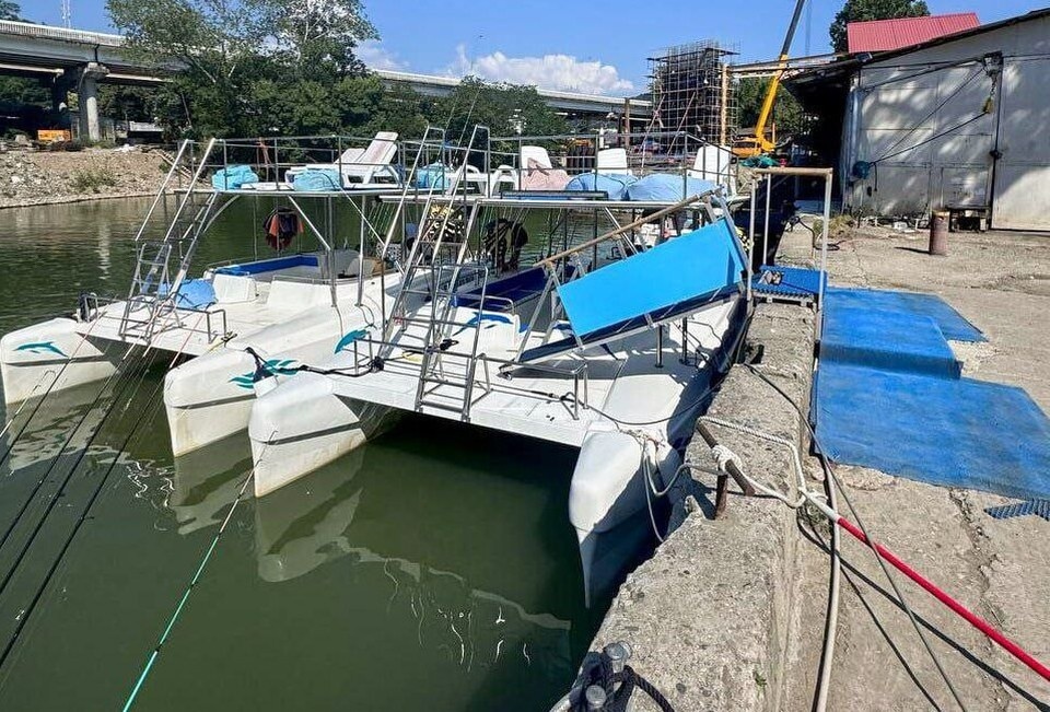    Суд признал незаконной стоянку яхт. Фото:t.me/prokutp