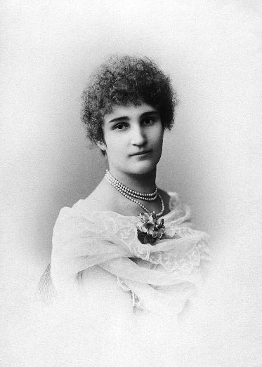 Мирра Лохвицкая, "королева русской поэзии" Серебряного века