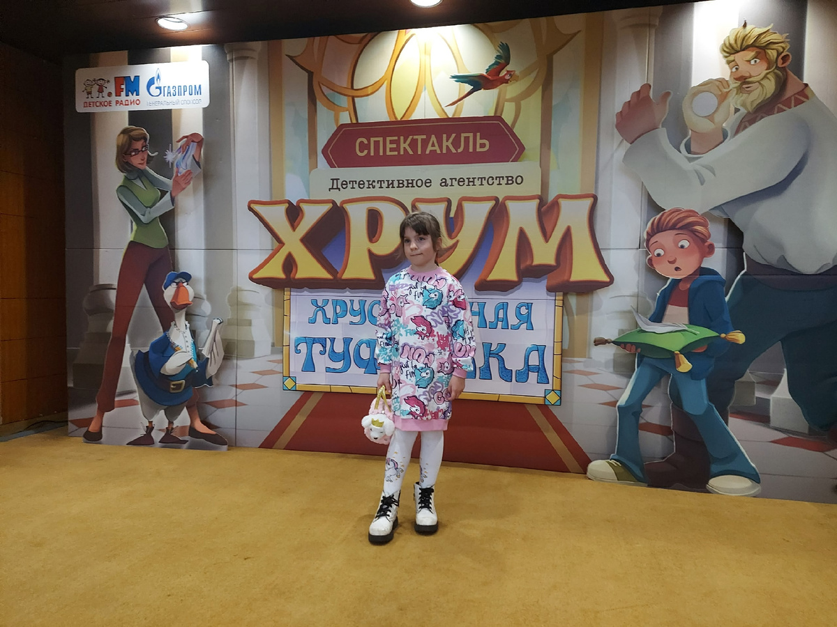 Можно воспользоваться услугами профессиональных фотографов, а можно сделать фото самостоятельно, как мы.