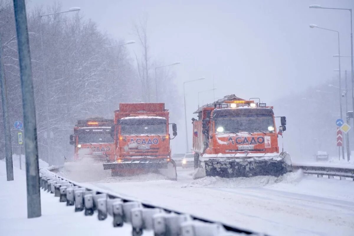    Губернатор потребовал усилить контроль за уборкой и подготовкой к зиме