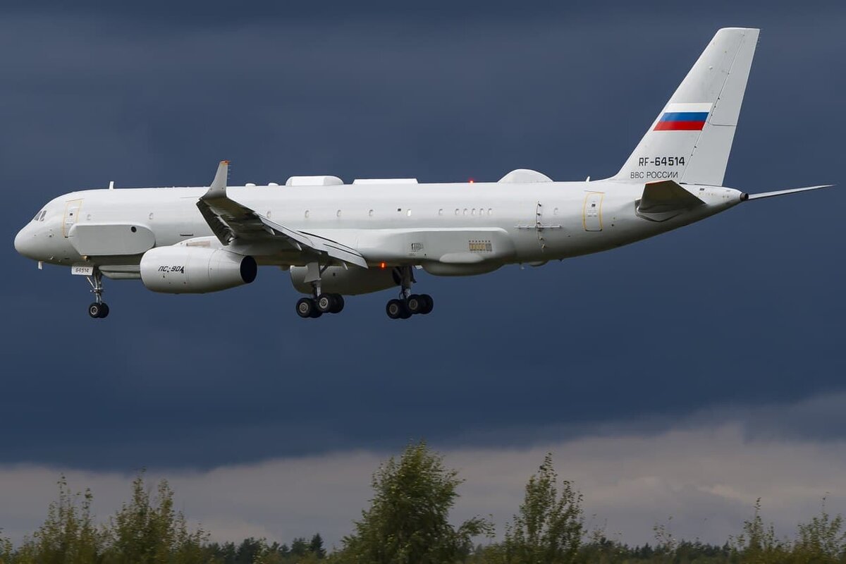   Ту-214Р