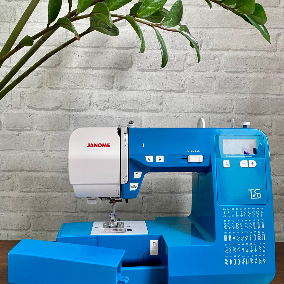 Janome TS1115