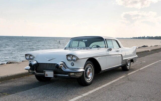 Cadillac Eldorado Brougham (Фото: AutoWP)