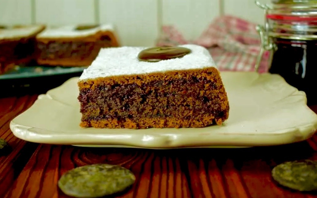 Пирог «Шоколадная смородина».