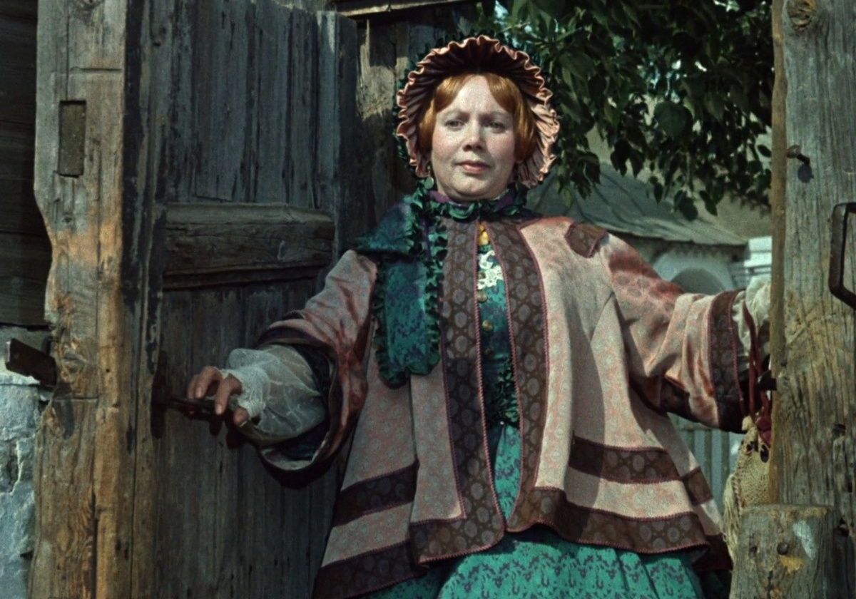 Кадр из кинофильма "Женитьба Бальзаминова", 1964 г., режиссер и сценарист Константин Воинов, композитор Борис Чайковский (скриншот)