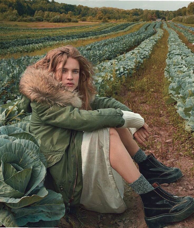 Запрет на ругань матом Наташеньку не пугал: она умела матом смотреть \ фото Энни Лейбовиц \ из открытых источников