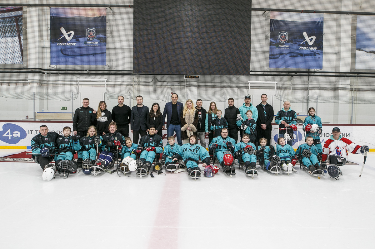 Актер Денис Никифоров принял участие в открытии спортивной команды для особенных детей.