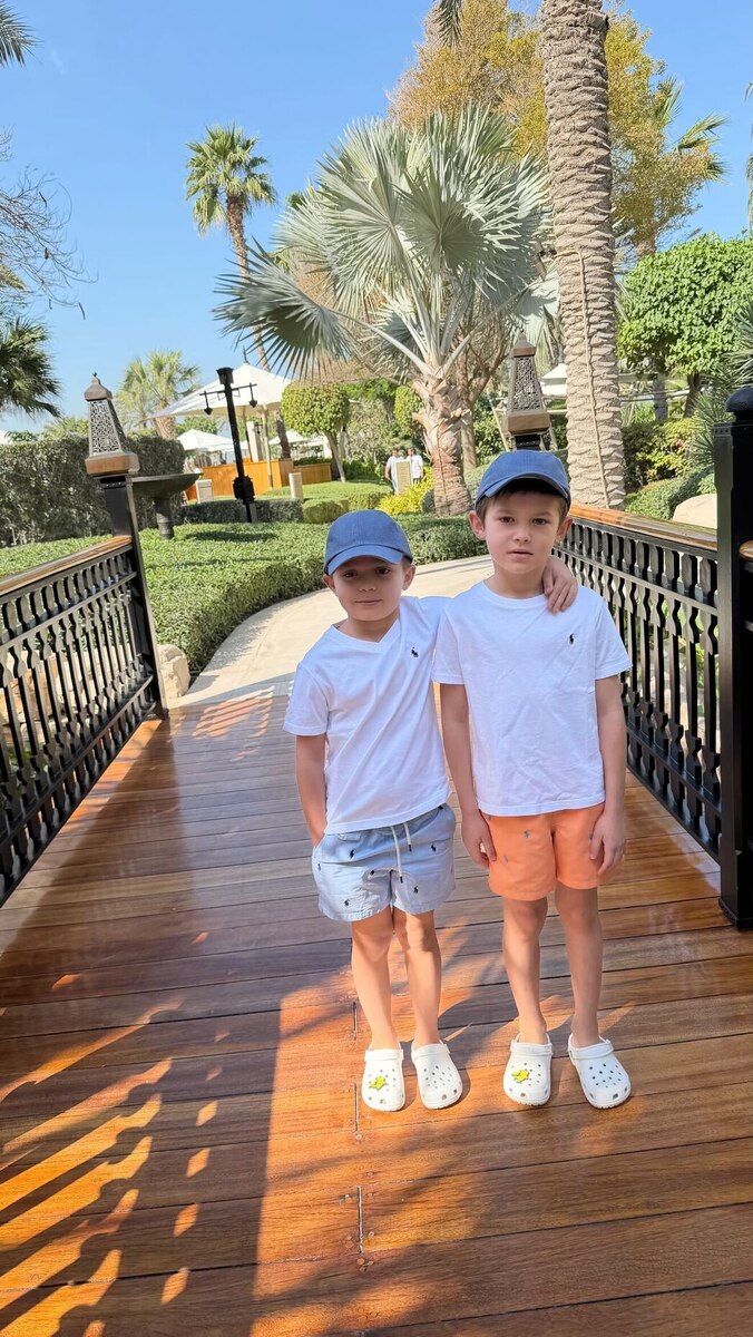     Сергей и Илья Овечкины в Дубае