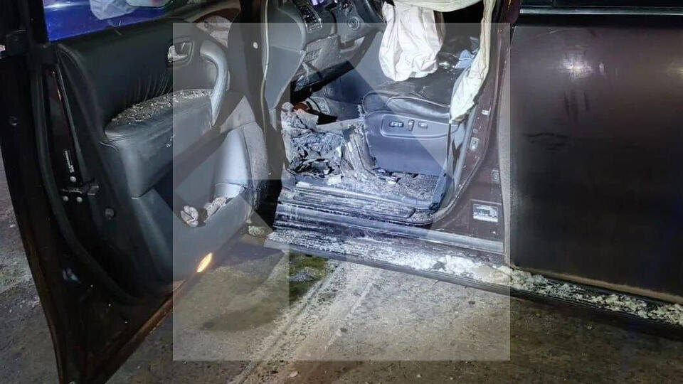     Один человек пострадал при взрыве в автомобиле на ж/д переезде в Подмосковье РЕН ТВ