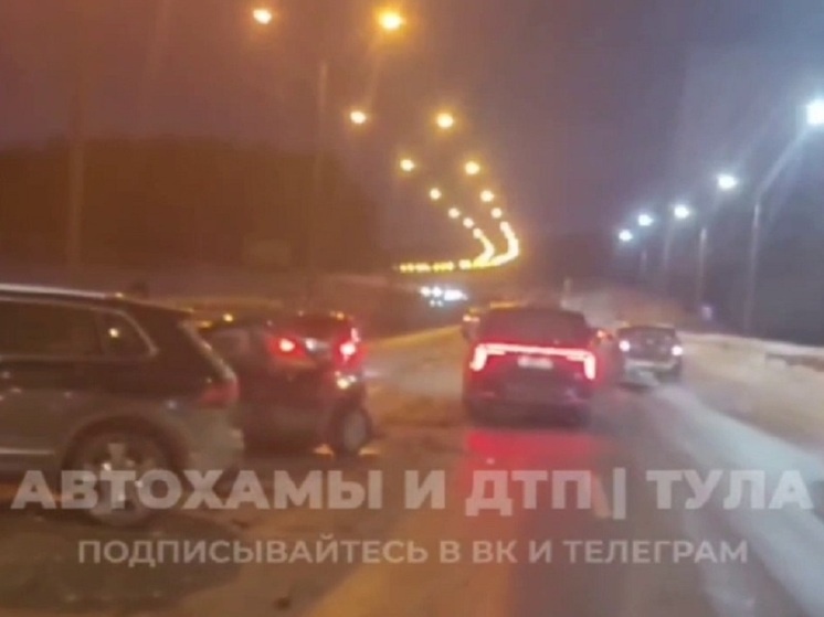     фото - telegram-канал «Автохамы и ДТП. Тула»