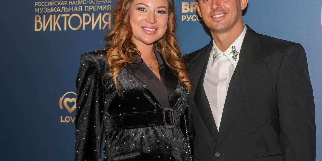 Впервые ставший отцом Кирилл Туриченко из «Иванушек» показал фото из роддома