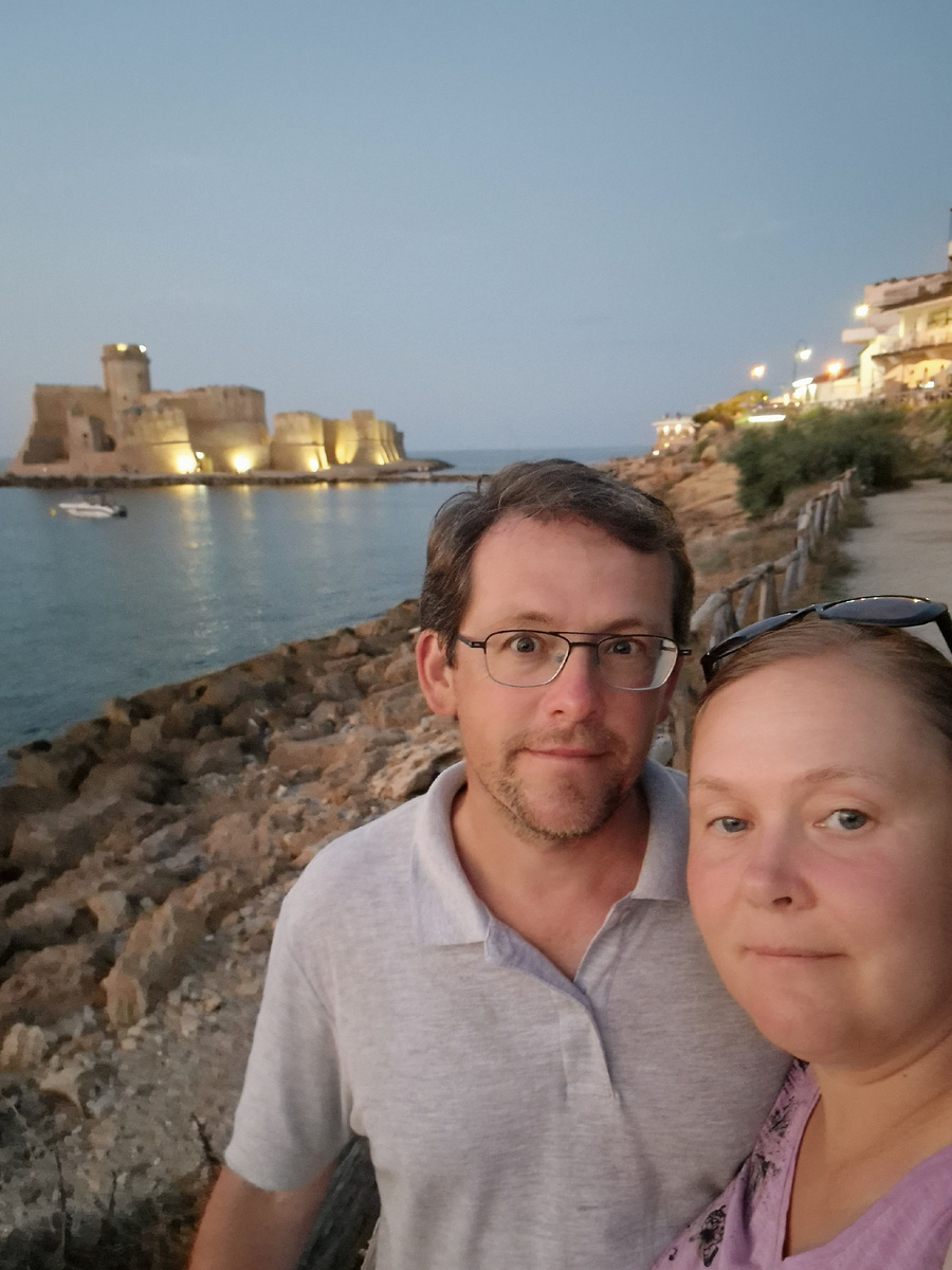 селфи из Италии, Калабрия, городок Ла Кастелло