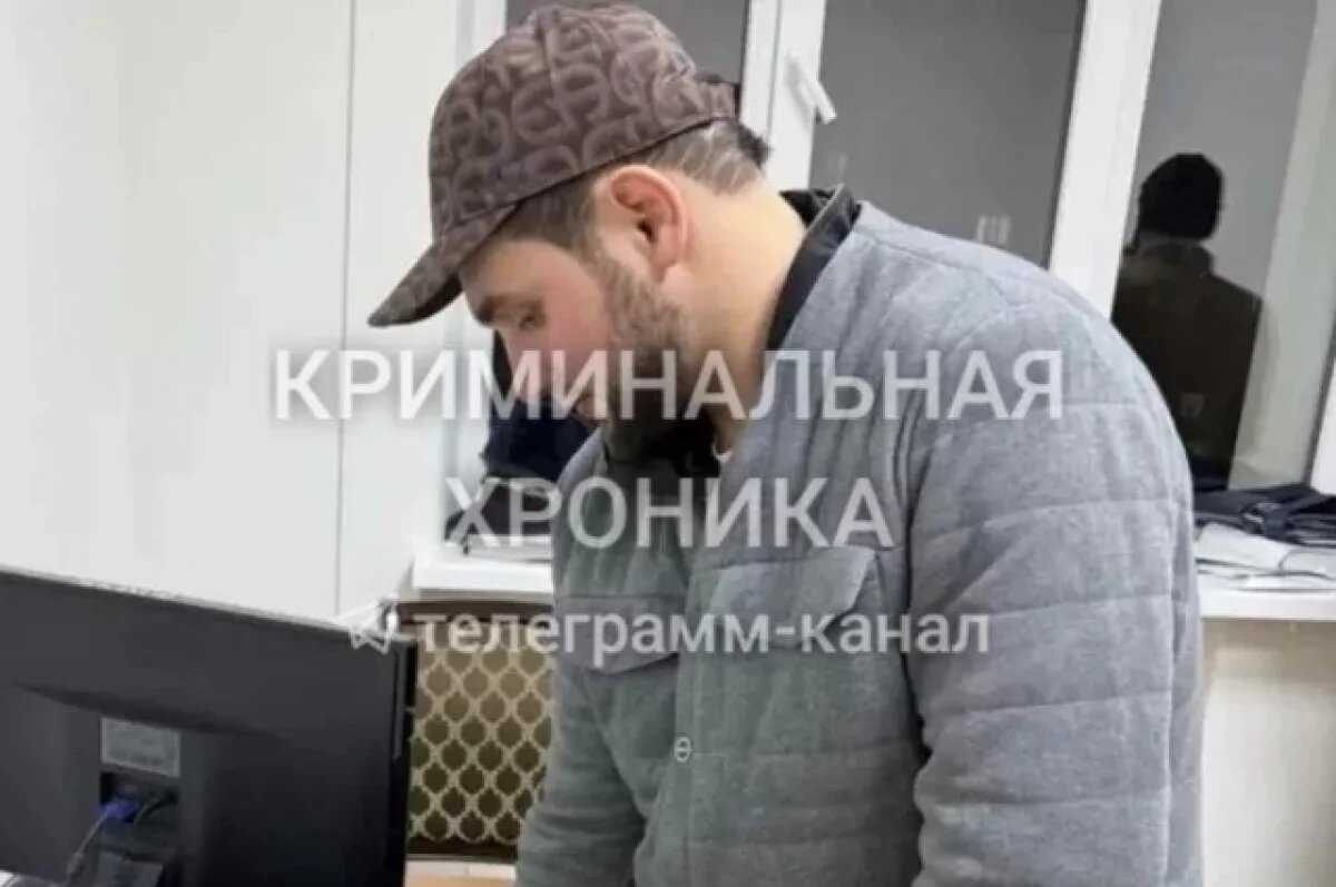    В Махачкале вор отключил свет в мечети ради кражи 500 тысяч у прихожанина