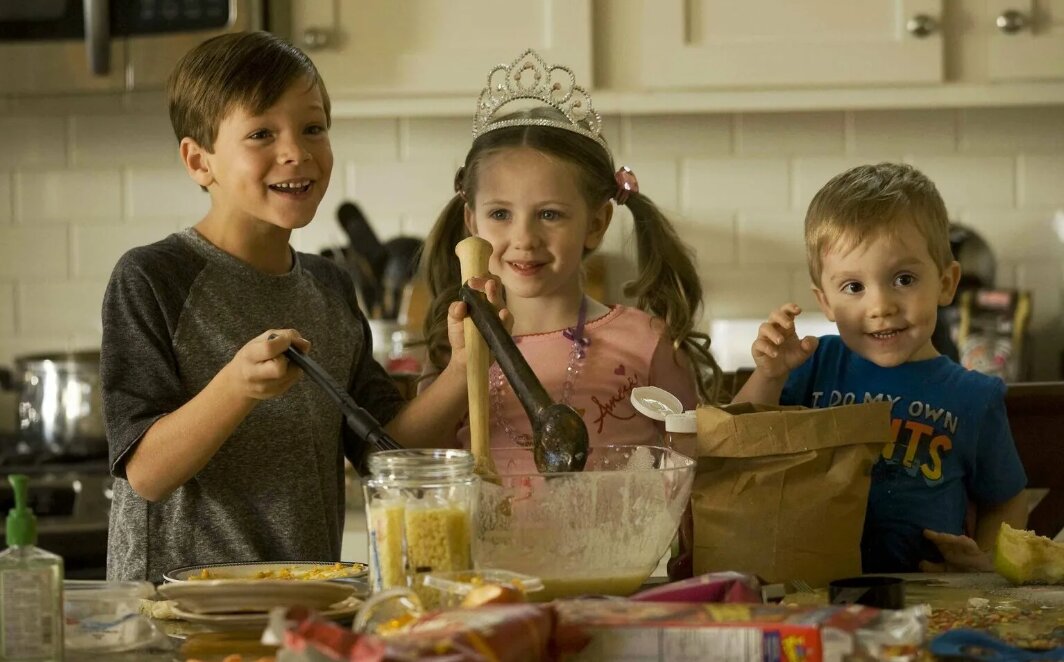    Кадр из фильма «Ночь отдыха для мам» (Moms’ Night Out)