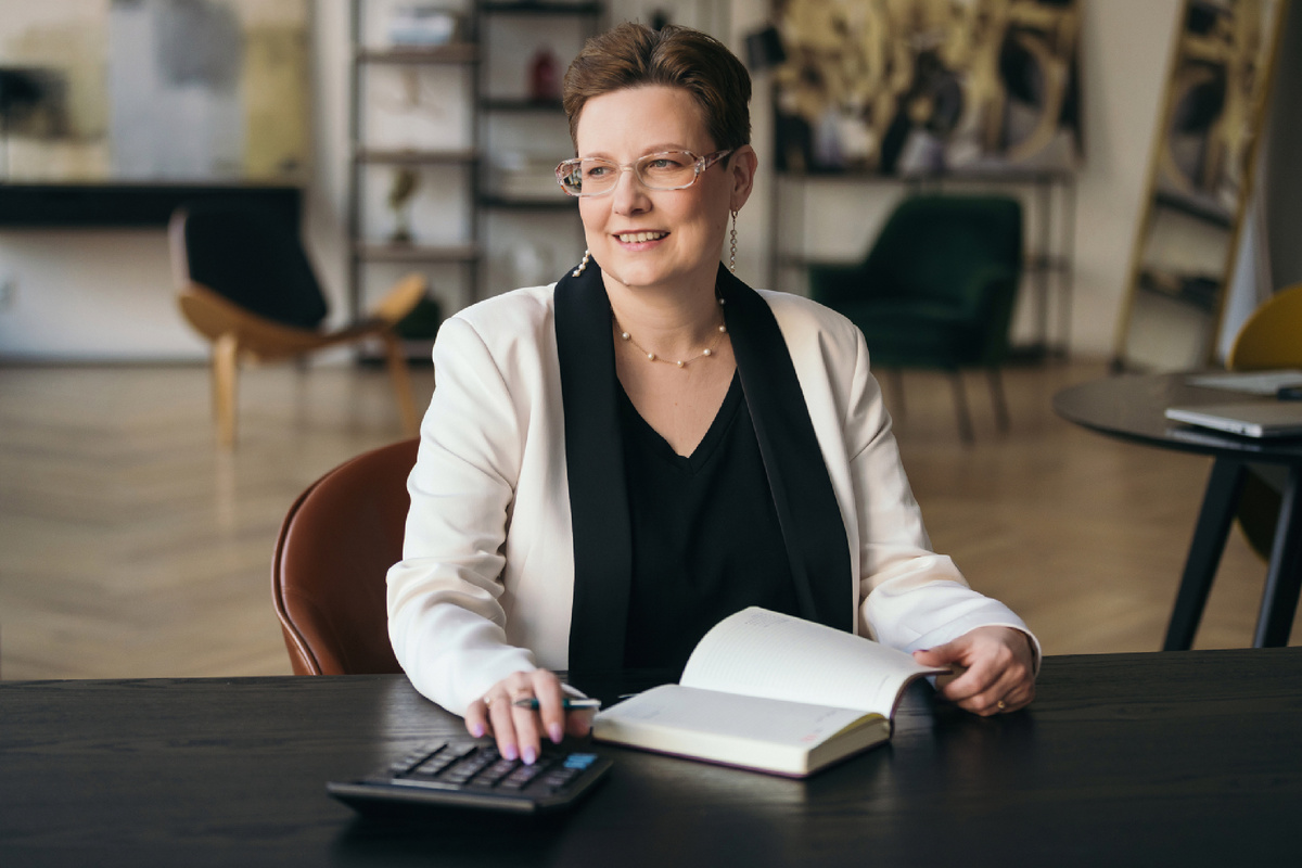 Людмила Меренкова — бухгалтре, учредитель и генеральный директор ООО «Такслайт»