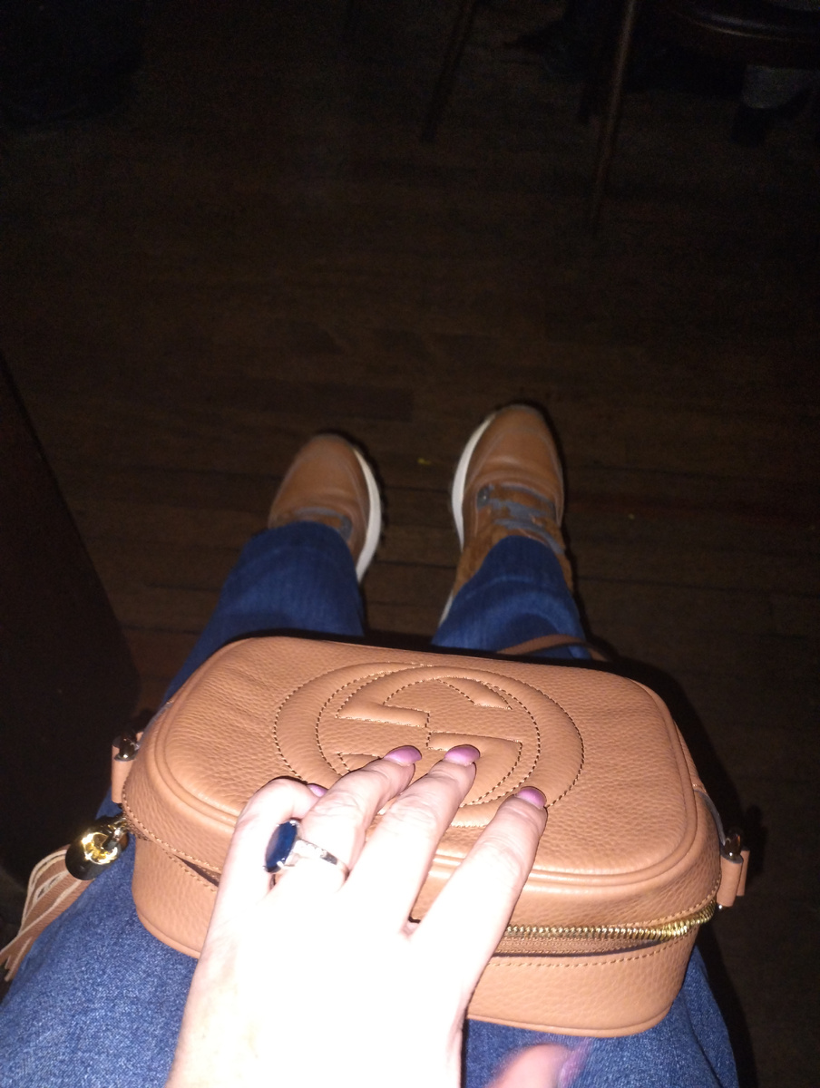 Можно весело махать ногами в такт