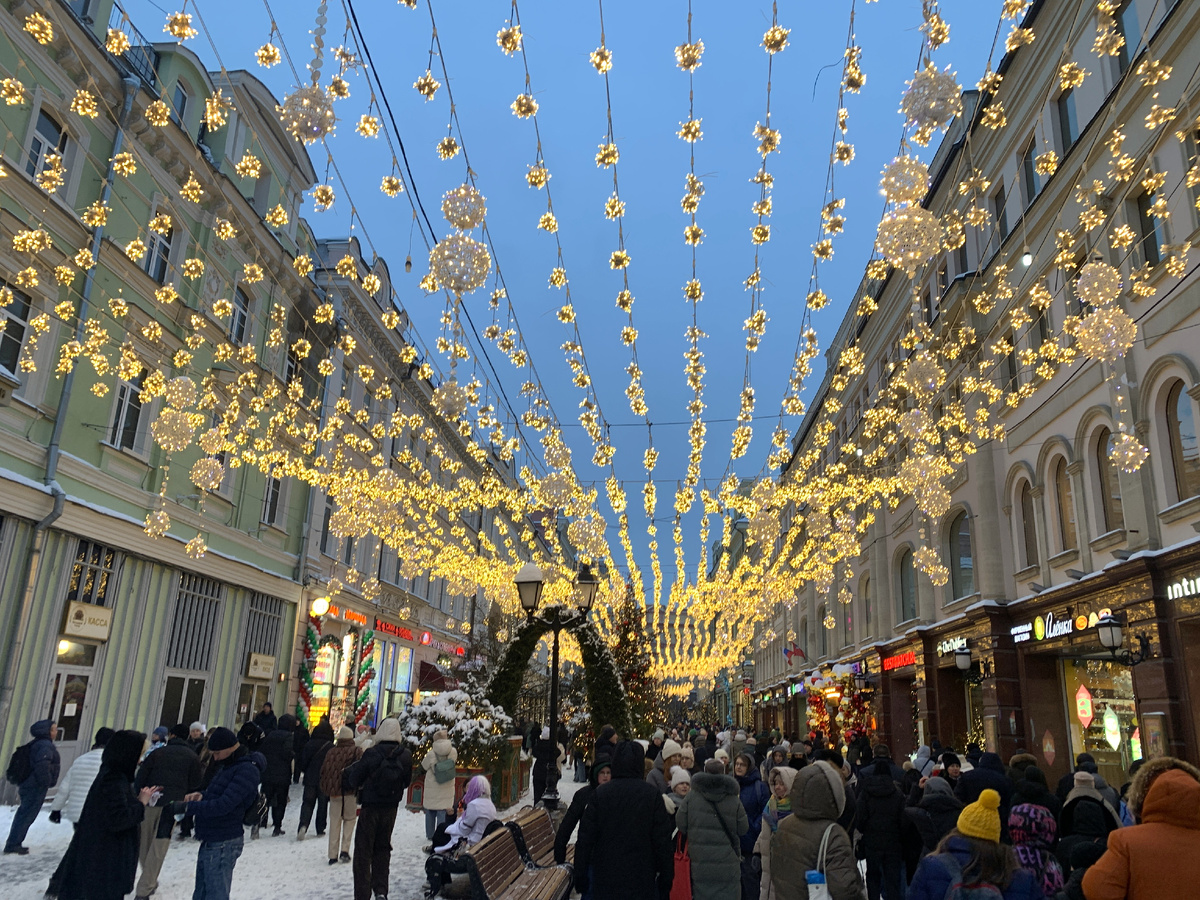 Зимняя Никольская улица