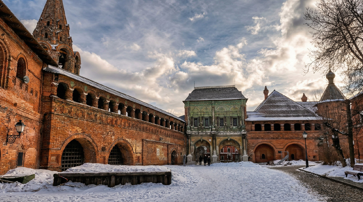 Крутицкое Патриаршее подворье.