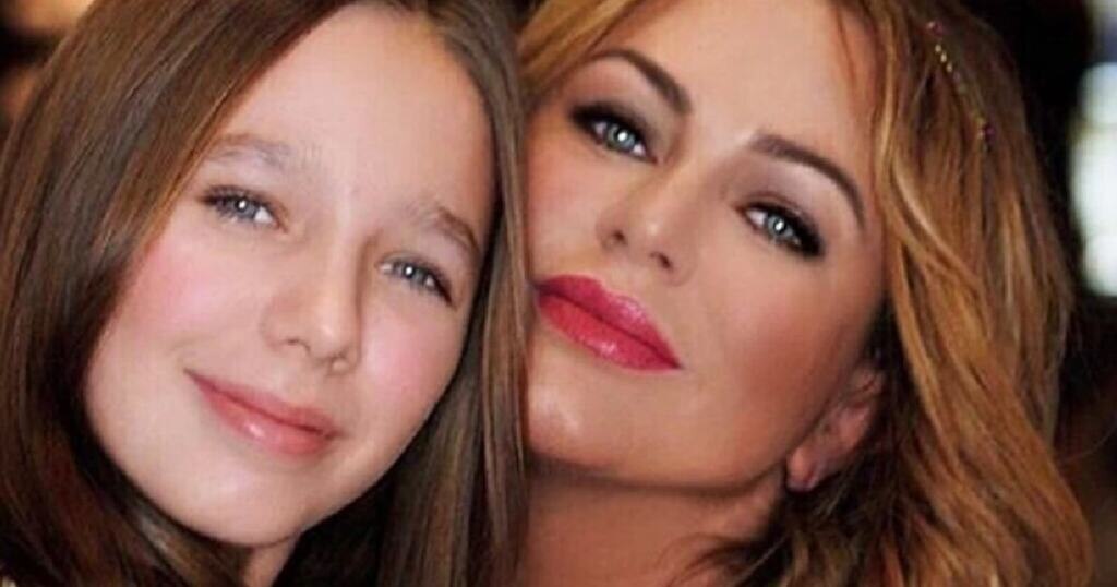 Концертный директор Юлии Началовой рассказал о жизни певицы помимо сцены