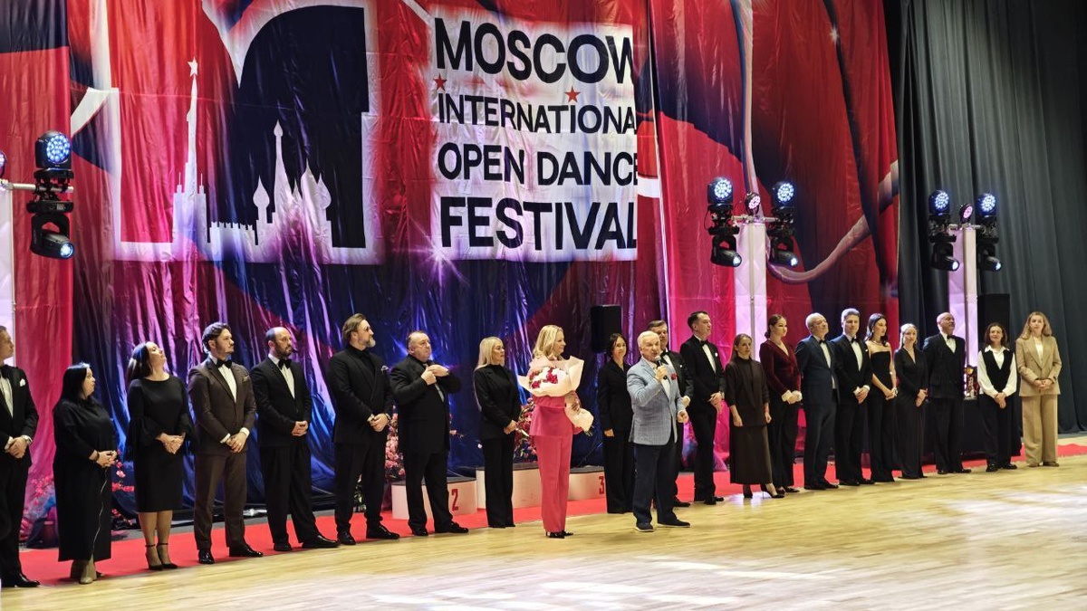 Елена Лебедева, Станислав Попов и судьи