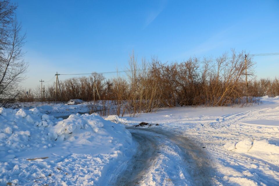    Точка, где новый отрезок ул. Звездной может выйти на пр. Космонавтов . Источник: Виталий Барабаш/"Толк"