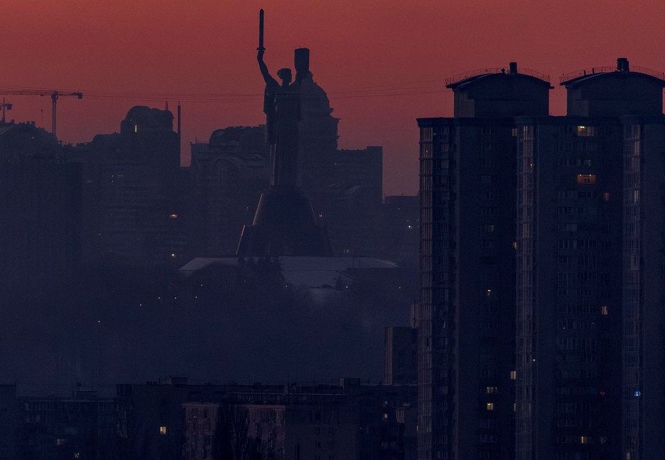    Welt: Киев затягивает мирные переговоры, рассчитывая переждать зиму REUTERS