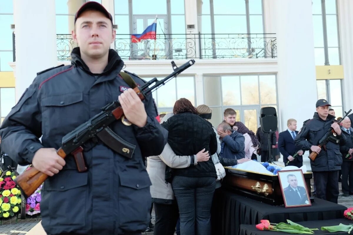    Церемонии прощания с заместителем начальника штаба ГУ МВД России по региону Андреем Гоштом.