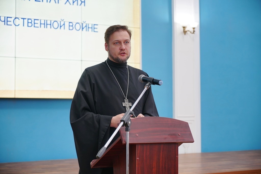   К.и.н., настоятель храма преподобного Сергия Радонежского, священник Роман Сколота/Фото: astrobl.ru