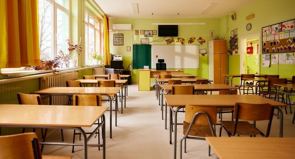    istockphoto.com/StockPlanets