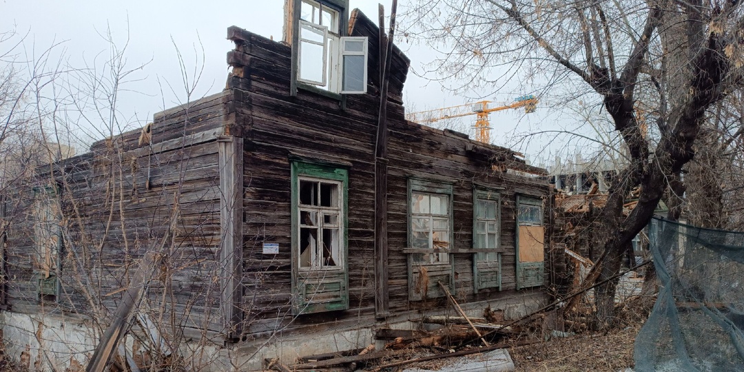 Весна под звук сноса старых домов